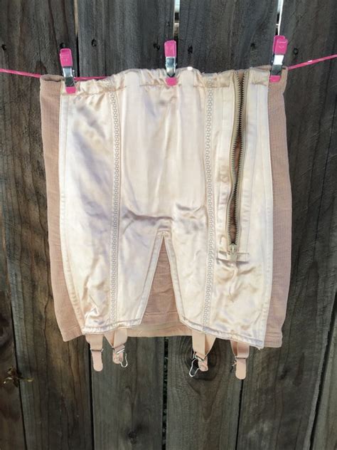 Vintage Pink Girdle Gem