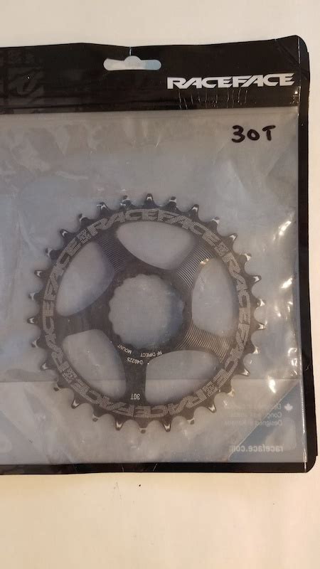 Race Face 30T Like New 32T Chainring Used For Sale