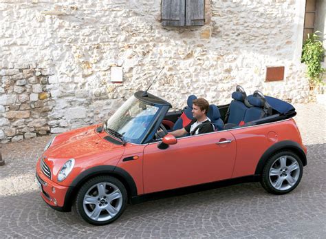 Photo MINI CABRIOLET R52 Cooper Cabriolet 2004 Motorlegend