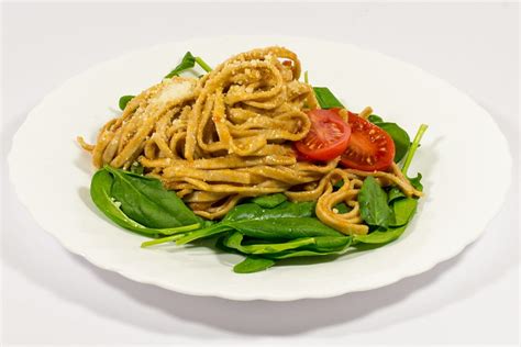 Tagliolini Di Tumminia Integrali Con Rag Di Coniglio In Cucina Con Patty