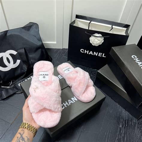 Chanel slippers | Chanel slippers, Chanel, Slippers