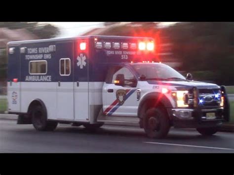 Toms River Twp Ems Ambulance Responding Youtube