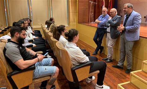 La Junta Felicita A Los Nuevos Campeones Regionales De Balonmano Y