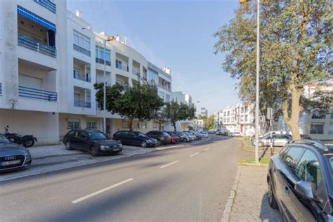 Apartamento T1 à venda em Quinta do Texugo Quinta de Santa Teresa