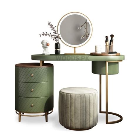 flora makeup table woodspk