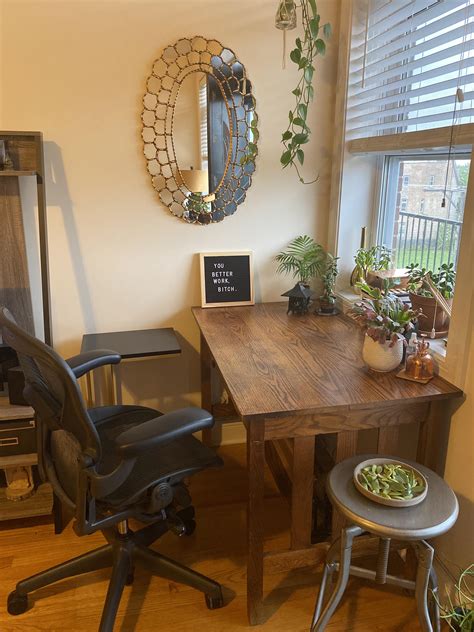 Somebody told me my new home “office” setup looked cozy, figured I’d