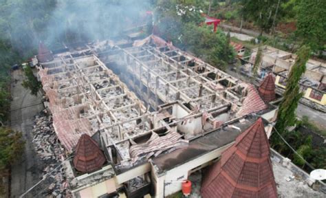 Kebakaran Enam Kantor Pemkab Jayapura Diduga Di Sengaja