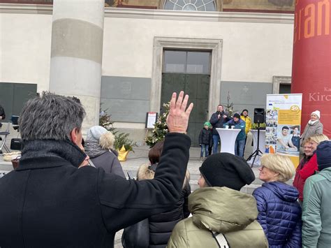 Bsundrige Christbäume für den guten Zweck Dornbirn VOL AT