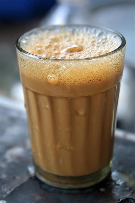 This Chaiwala From West Bengal Sells One Cup Tea For Rs 1000 Whats Special Here ಕೊಲ್ಕತ್ತಾದ ಈ