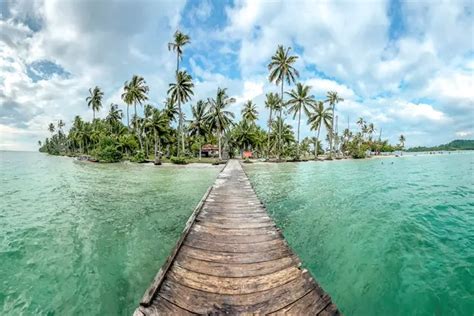 Pulau Mahitam Surga Bahari Tersembunyi Dengan Pesona Berbagai Terumbu