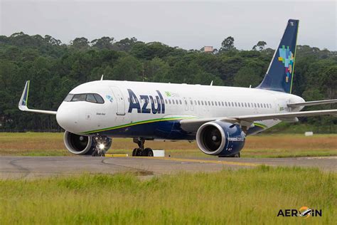 Avi O Da Azul Decola Mas Volta Ao Mesmo Aeroporto Minutos Depois