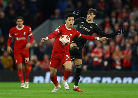 サッカー＝リバプール、大勝でel準々決勝進出 遠藤先発 ロイター