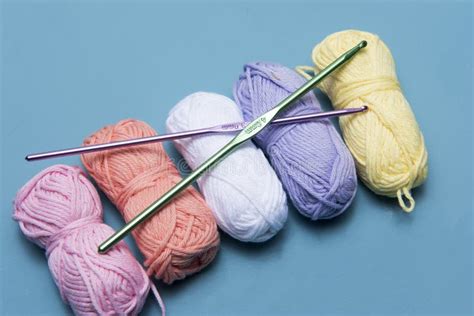 Yarn With Crochet Hooks Stock Image Image Of Naturel 4745791