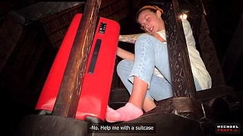 Tú me ayudas yo te ayudaré Fantasía familiar XVIDEOS