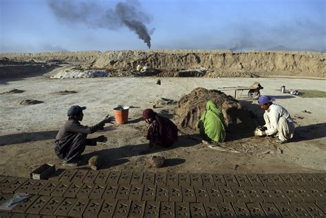 Mired In Poverty Afghans Bring Their Children To Work