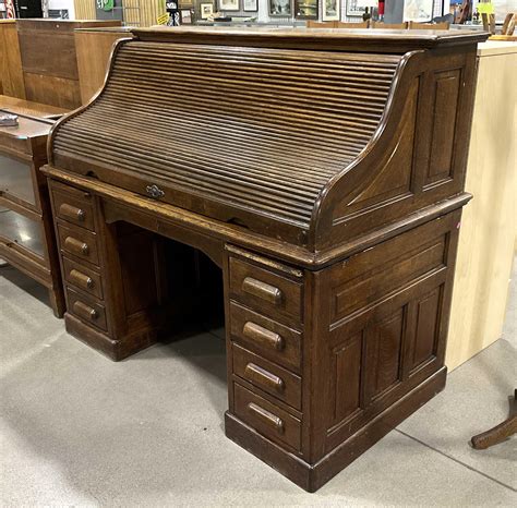 Lot Antique Traditional Style Oak Wood Roll Top Desk