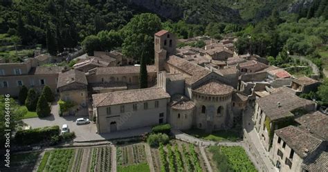 Saint Guilhem Le D Sert Aerial Back Travelling H Rault Labelled Les