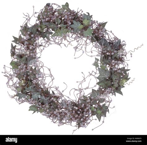 Christmas Wreath of ivy and frosted beads Stock Photo - Alamy