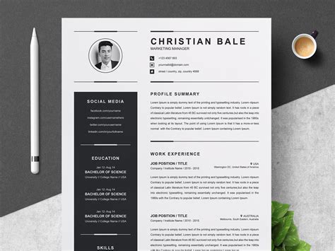 Modern Creative Professional Professional Resume