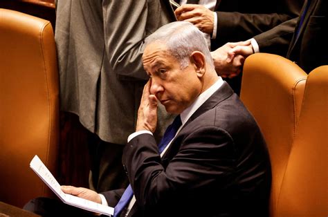 Israel Pm Netanyahu Takes Hit In Latest Polls Over Judicial Crisis