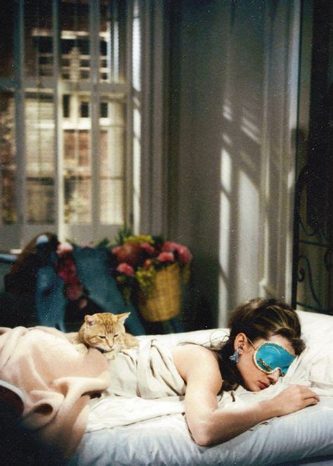 Audrey Hepburn Sleeping With The Cat Breakfast At Tiffany S With Images Audrey Hepburn