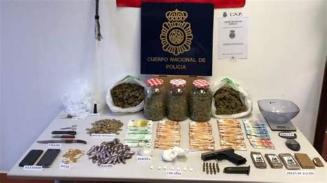 Sucesos Un Detenido Al Desmantelar Un Punto De Venta De Droga En Una Vivienda De Andújar