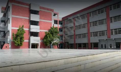 Oxford Senior Secondary School Vikaspuri, Delhi: Fee Structure ...