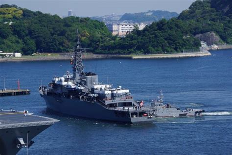 練習艦隊横須賀入港 成田艦艇団 艦艇画像＆成田空港飛来機）