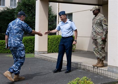 Pacific Air Forces Australian Deputy Commander Visits Yokota Pacific