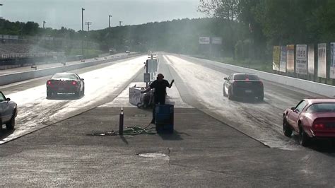 300c Srt8 Vs 98 Camaro Drag Race Youtube