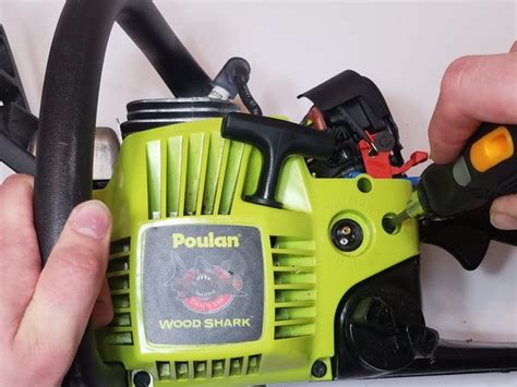 Poulan P3314 2 Cycle Chainsaw Replace Primer Bulb Fuel Lines And