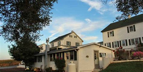 Beacon Hollow Amish Bed and Breakfast - Lancaster PA Bed and Breakfast ...