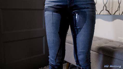 Flooding Her Jeans For Fun Pictures Omorashi General Omorashi