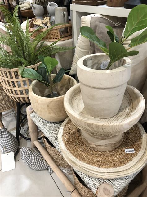 Mitcham Square Shopping Centre - City of Mitcham, Torrens Park