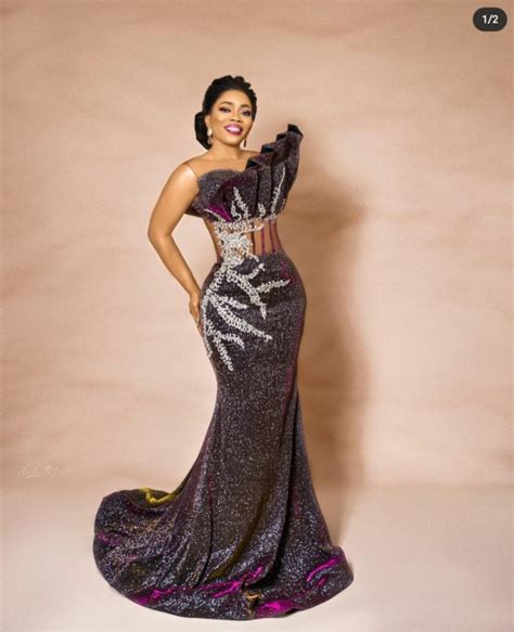 Evening Dresses That Will Be Perfect For A Formal Christmas Party