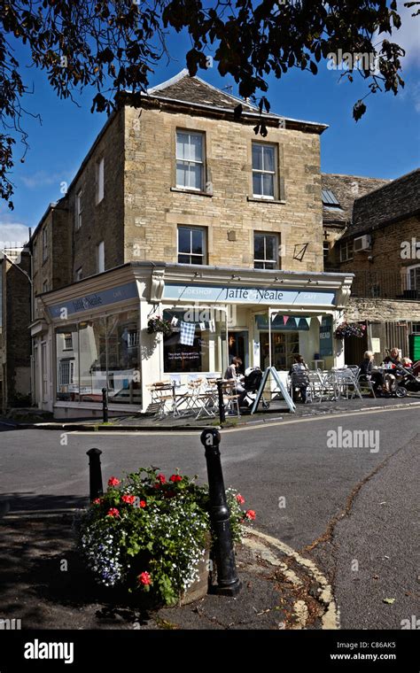 Chipping Norton. Jaffe and Neale bookshop and café Chipping Norton ...