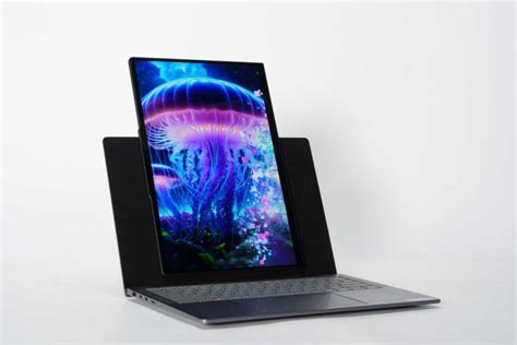 laptop lenovo unik  layar putar diumumkan  pameran ifa