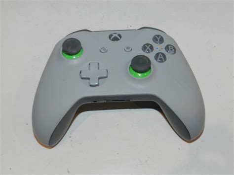 Oem Official Microsoft Xbox One Wireless Controller 1708 1537 1697 Pick A Color Ebay