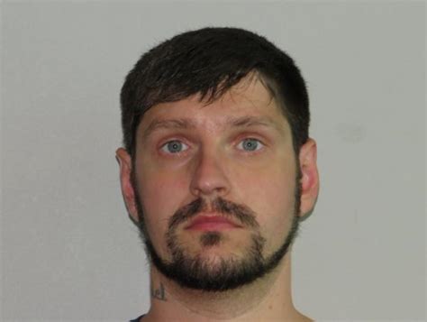 Dustin Harold Wise Violent Or Sex Offender In Elkhart In