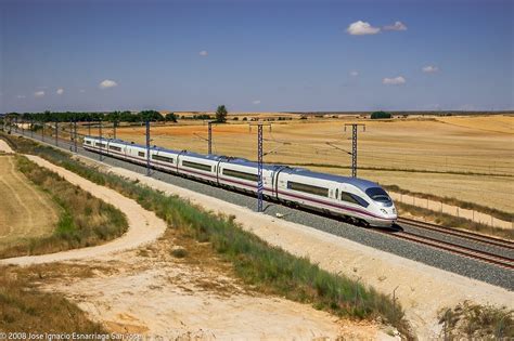 Siemens Velaro E Ave S En La Fuensavi N Guadalajar Flickr