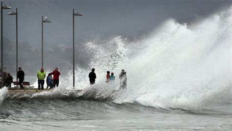 Tasmania Faces Wild Weather Hit As Bureau Of Meteorology Issues Wind