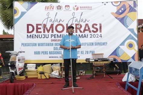 Peringati Hpn Pwi Sumenep Wujudkan Pemilu Damai Lewat Jalan Jalan