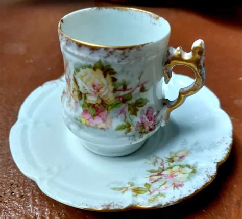 Deux Anciennes Tasses A Cafe En Porcelaine Fine De Limoges Xix Me Eur