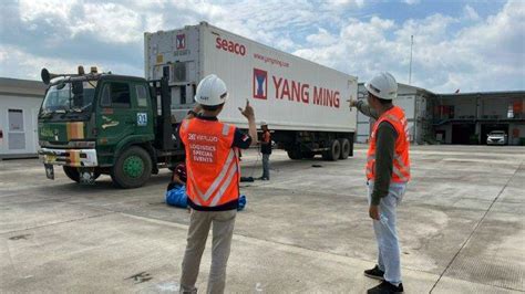 Logistik Untuk Balap WSBK 2023 Tiba Di Sirkuit Mandalika Tribunlombok