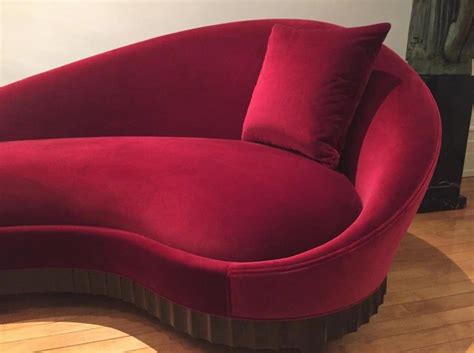 Red Heart Sofa With Solid Mahogany And Red Velvet Fabric Artofit