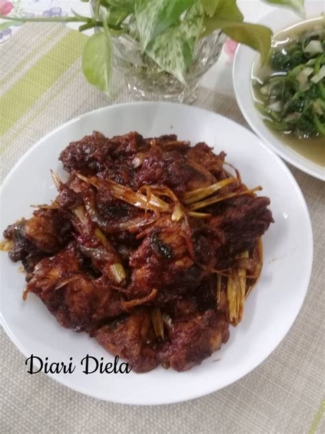 Diari Diela Ayam Masak Bali