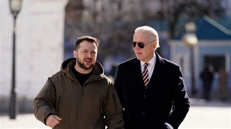 Joe Biden Visita Por Sorpresa Kiev Un A O Despu S Ucrania Est En