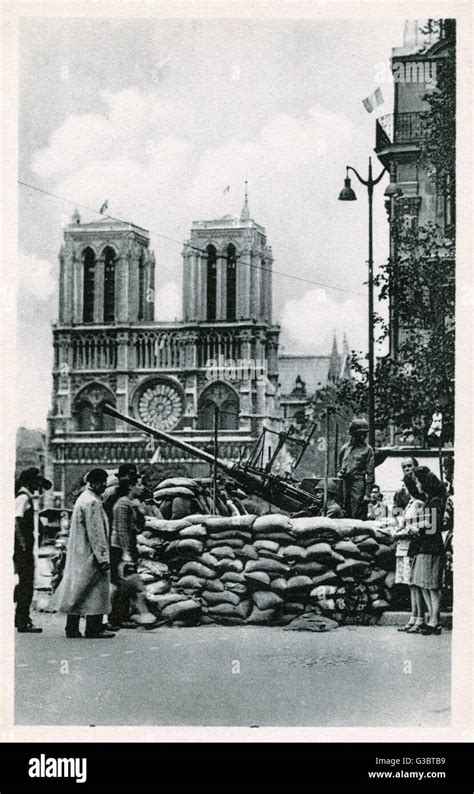 Ww2 Liberation Of Paris Dca American Anti Aircraft Gun Positioned