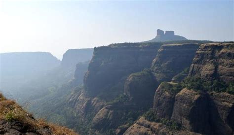 Trek Up To These 6 Lesser Known Forts In Maharashtra | WhatsHot Pune