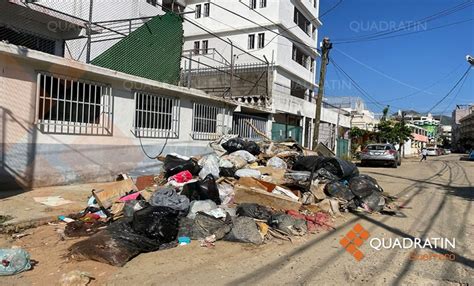 A Un Mes De Otis Siguen Calles En Penumbra Y Basura En Acapulco